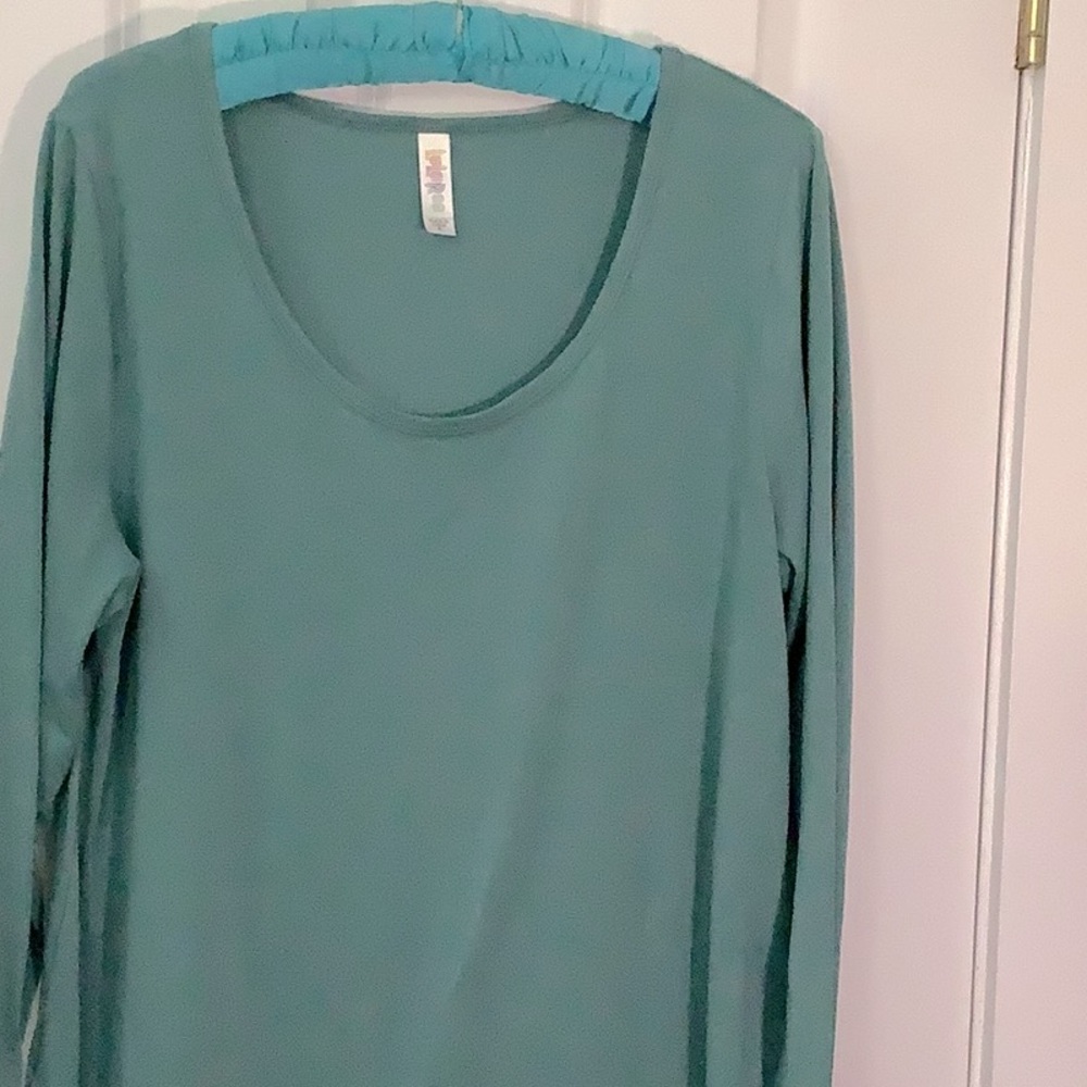 Soft, Teal knit tunic